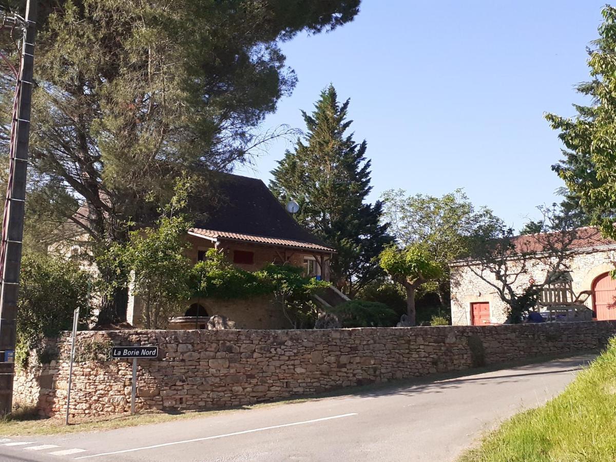 Gite "Las Casitas Du Lot" Dans Le Perigord Frayssinet-le-Gélat Exteriör bild