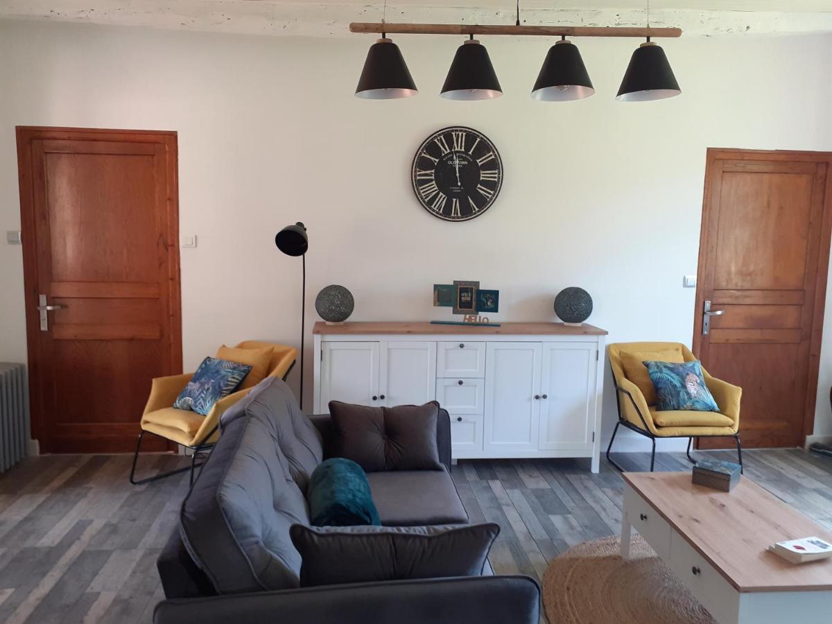 Gite "Las Casitas Du Lot" Dans Le Perigord Frayssinet-le-Gélat Exteriör bild